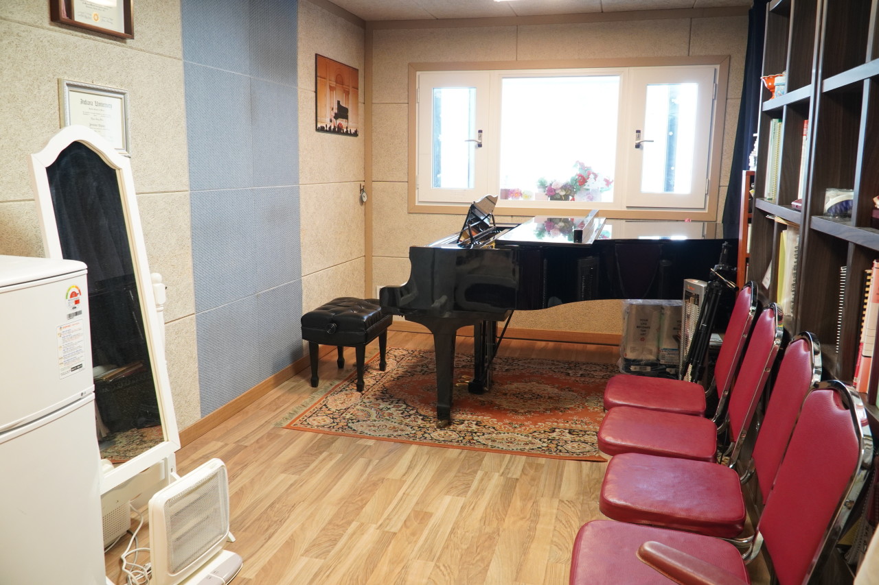 Studio image 2