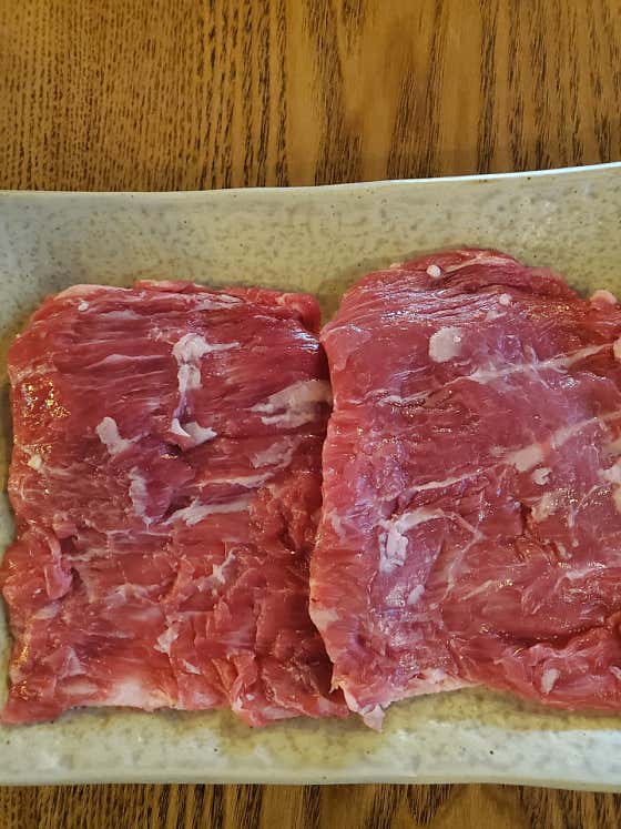 生 고급양살치살(180g) 메뉴 사진(네이버)