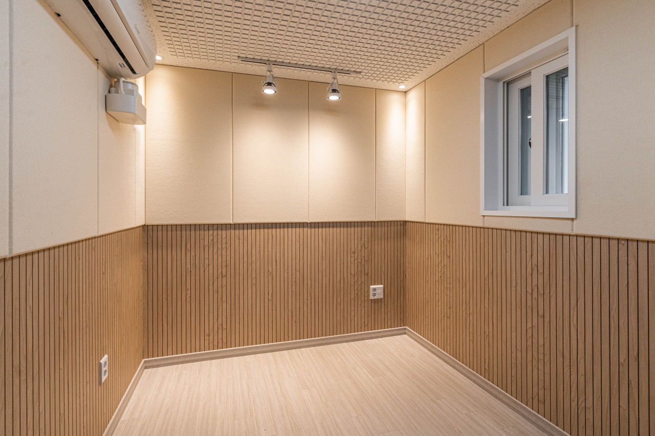 Studio image 2