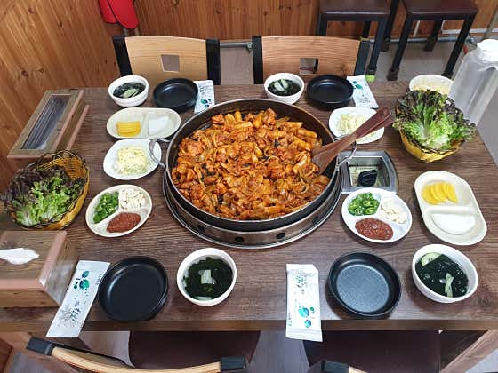 삼총사닭갈비 · 네이버 지도·플레이스 2