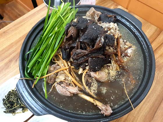 능이한방백숙 🌟 🌟 🌟 메뉴 사진(네이버)