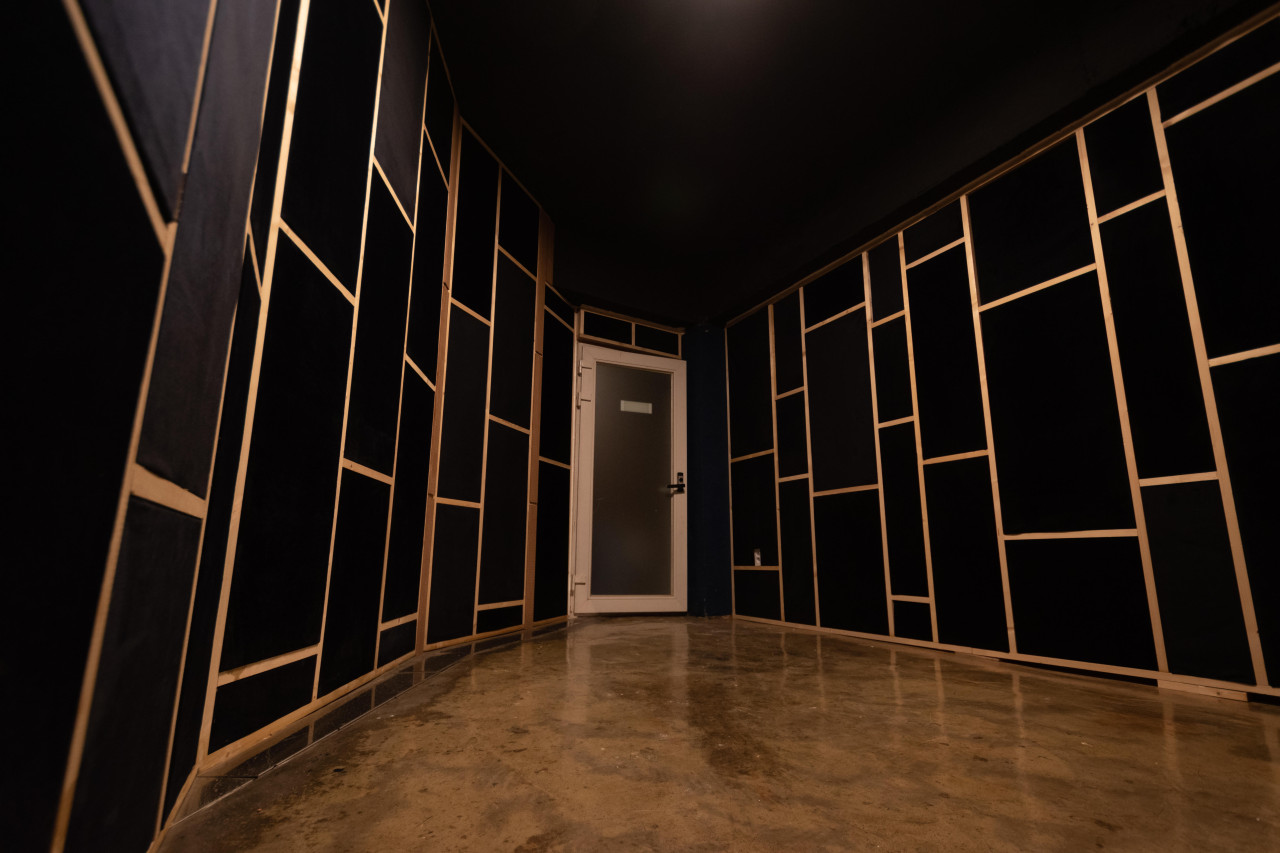 Studio image 4