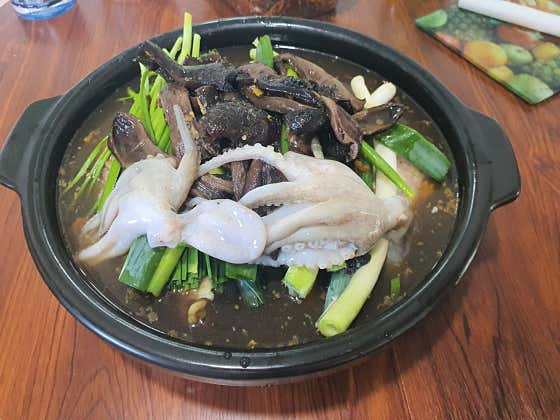 능이토종백숙 메뉴 사진(네이버)