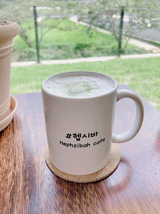 녹차라떼HOT 메뉴 사진(네이버)