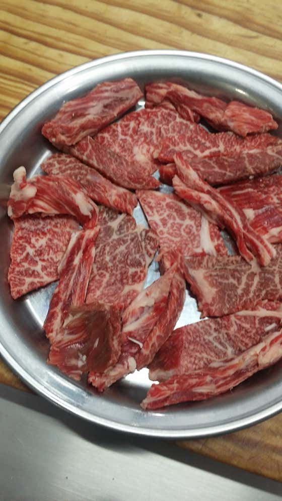 한우 짝걀비모듬 100g 메뉴 사진(네이버)