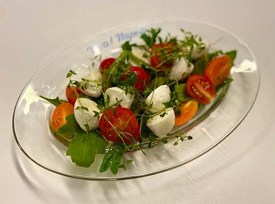Bocconcini Salad 메뉴 사진(네이버)