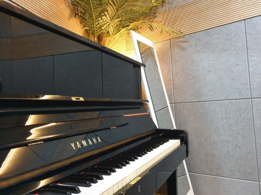 Studio image 1