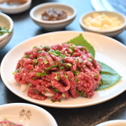 육회中 메뉴 사진(네이버)