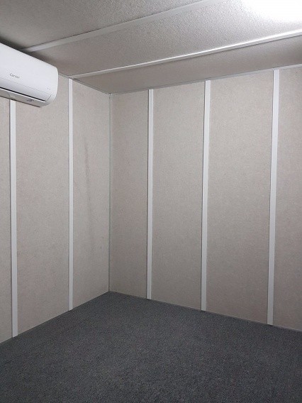 Studio image 4