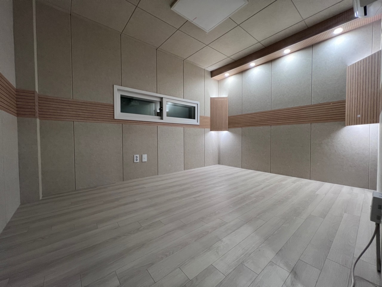 Studio image 3