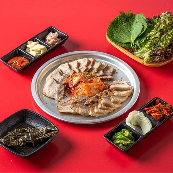 입에서 녹는 한방 보쌈 메뉴 사진(네이버)