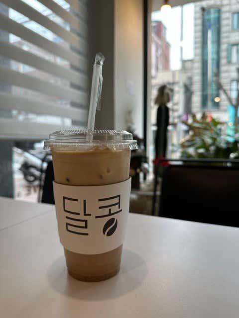 아몬드코코넛라떼 메뉴 사진(네이버)
