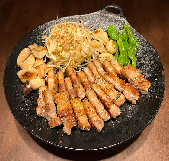 삼겹살(180g) 메뉴 사진(네이버)