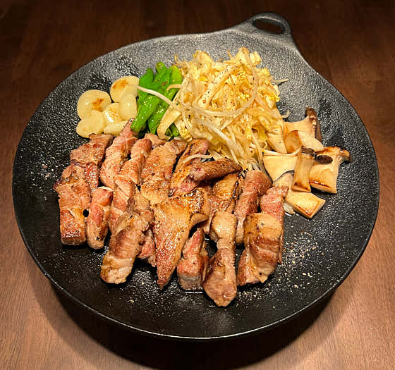 목살(180g) 메뉴 사진(네이버)