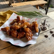 마늘통닭 (다가치 보리맥주 시그니쳐) 메뉴 사진(네이버)