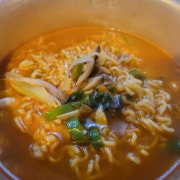 얼큰라면 메뉴 사진(네이버)