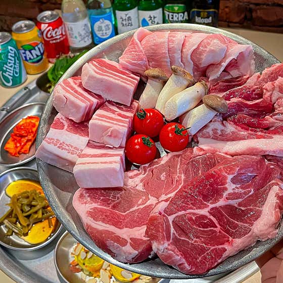 돈쟁반 메뉴 사진(네이버)