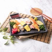 모듬초밥10ps 메뉴 사진(네이버)