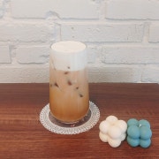 코코넛 라떼 메뉴 사진(네이버)