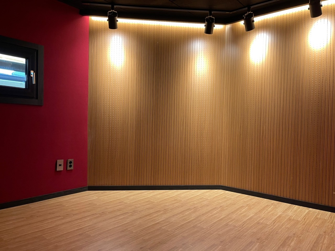 Studio image 5