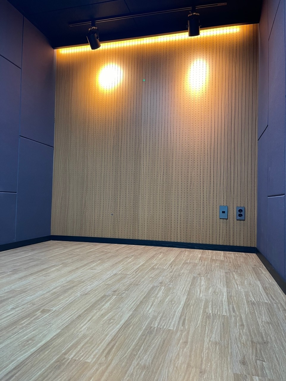 Studio image 4