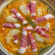 차돌만두전골 메뉴 사진(네이버)