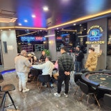프로홀덤펍 김포구래점 가게 사진 4