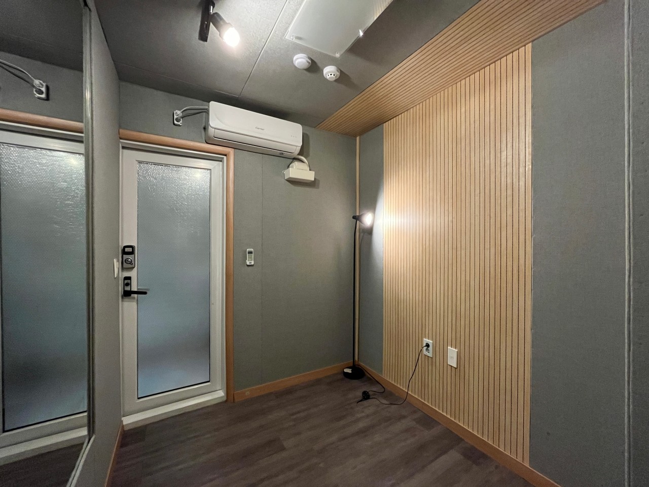 Studio image 3
