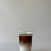 바닐라라떼 메뉴 사진(네이버)