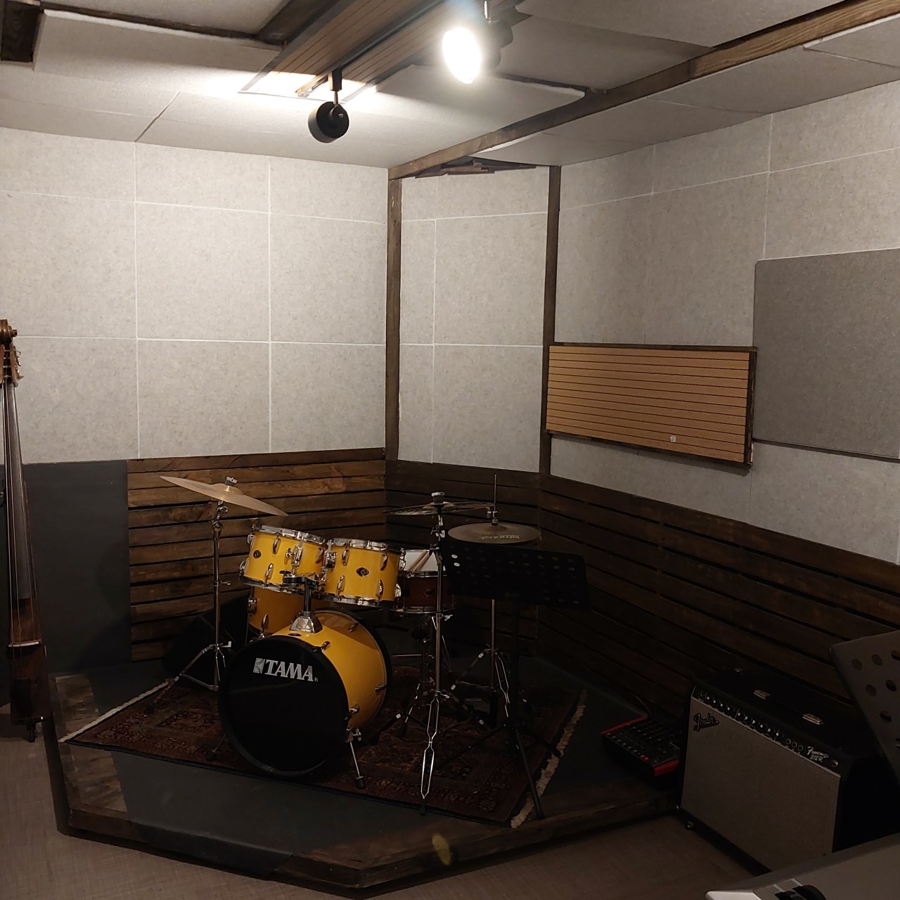 Studio image 4