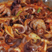 산 주꾸미철판 메뉴 사진(네이버)
