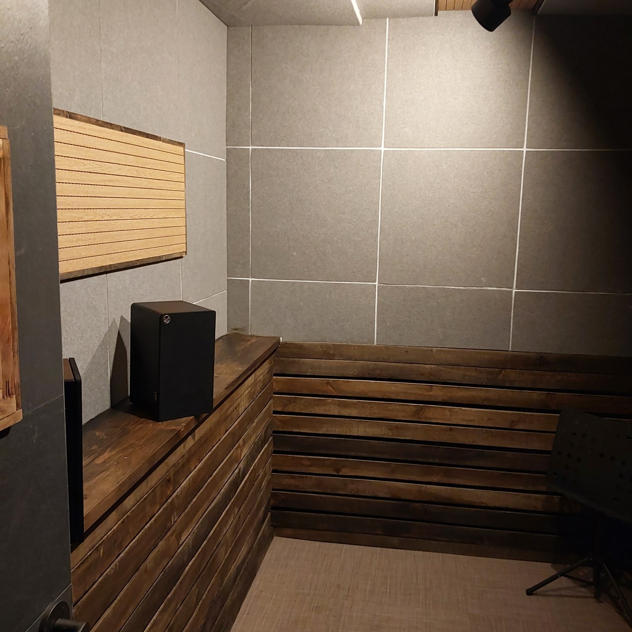 Studio image 5
