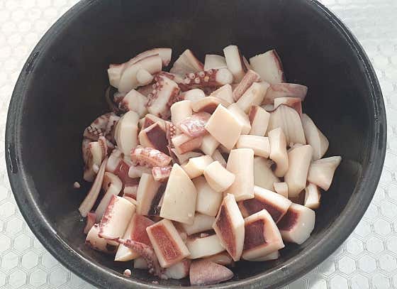 (국밥에 넣는)오징어 한마리 메뉴 사진(네이버)