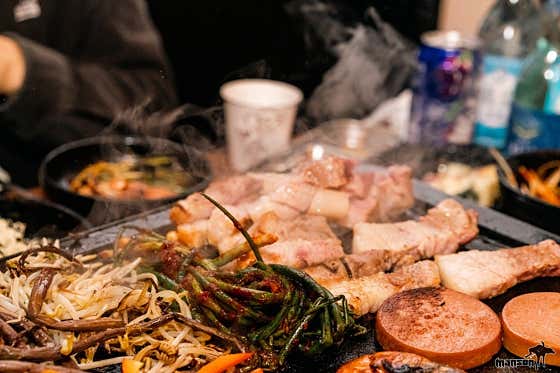 "최상급 선별 암퇘지 삼겹살" 메뉴 사진(네이버)