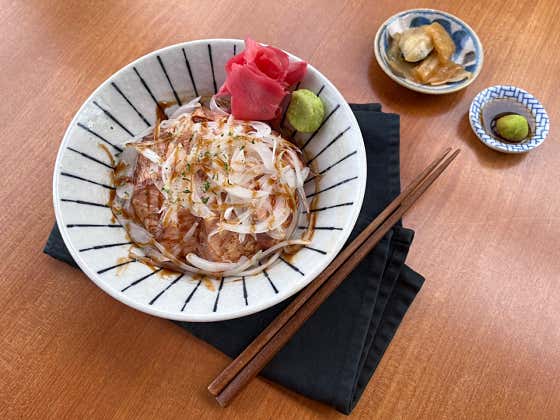 사케아부리동(순한맛,매운맛) 메뉴 사진(네이버)