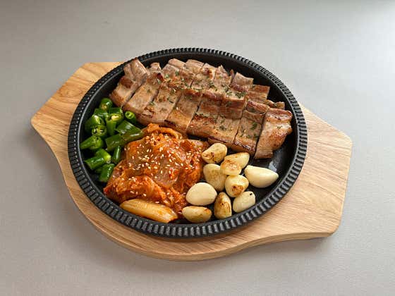 통삼겹 볶음김치 메뉴 사진(네이버)