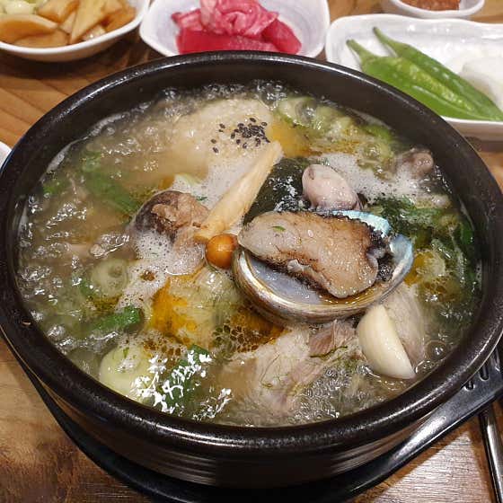 나븐들닭칼국수 · 네이버 지도·플레이스 9