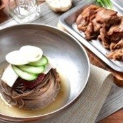 비빔냉면+숯불고기 메뉴 사진(네이버)
