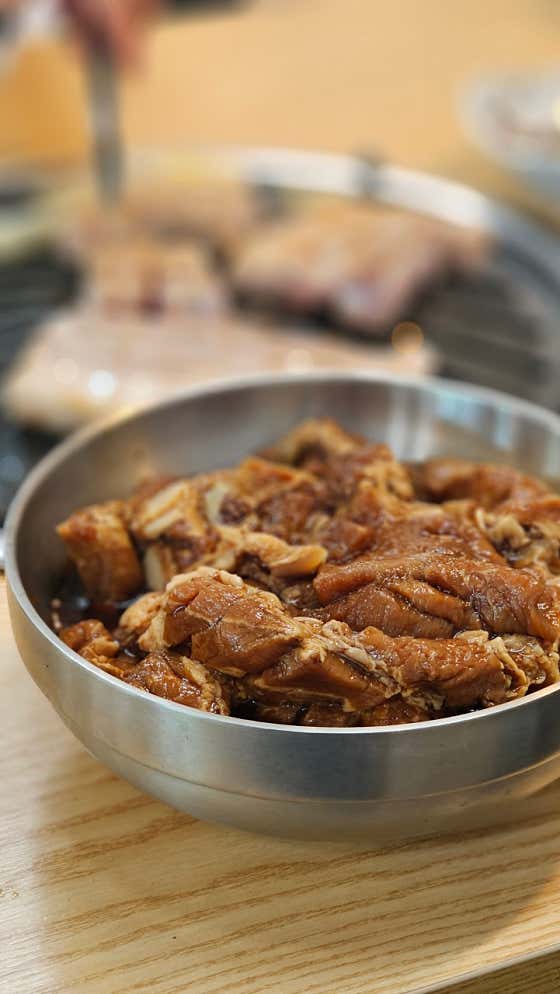 돼지갈비(200g) 메뉴 사진(네이버)