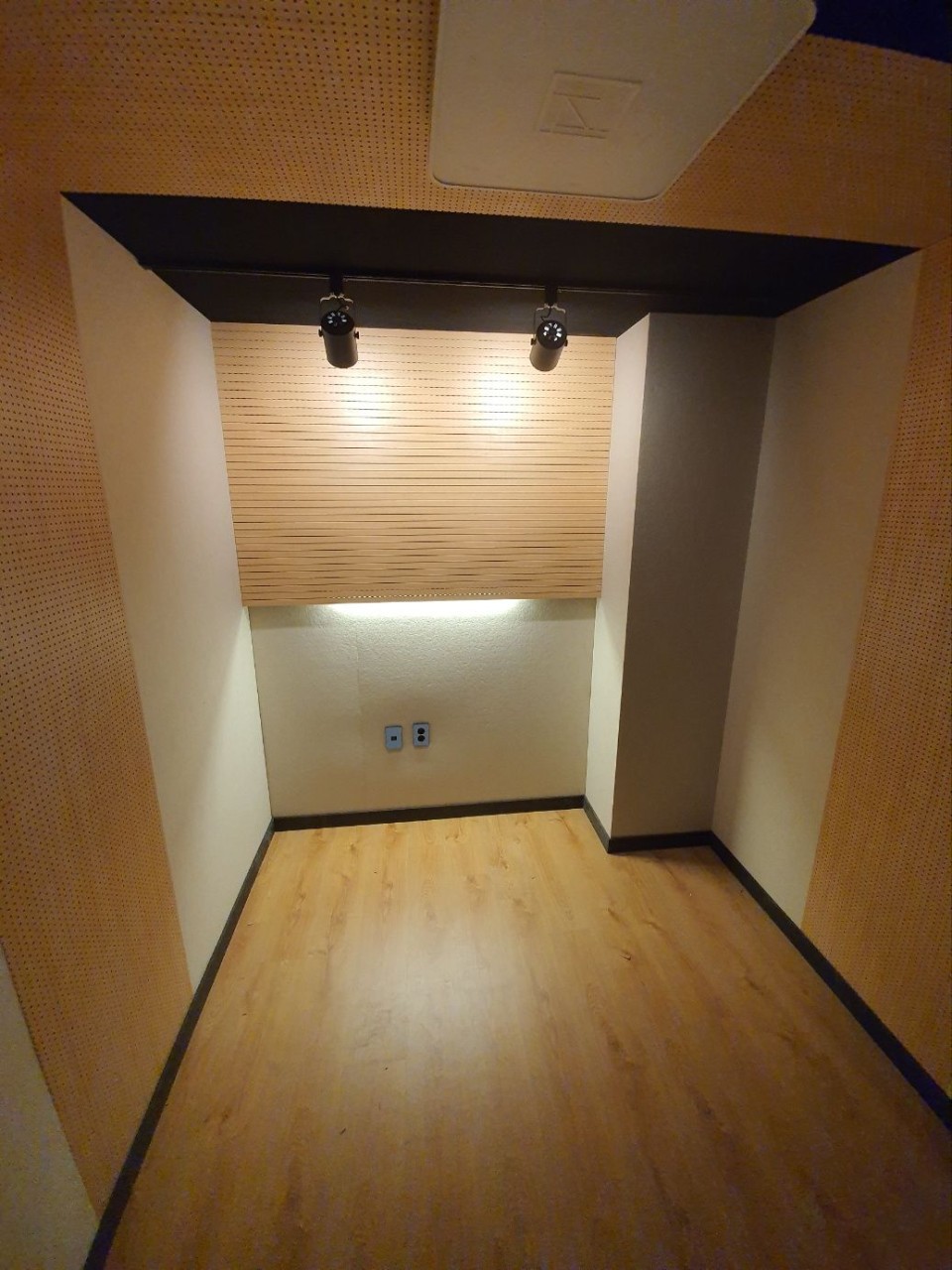 Studio image 2