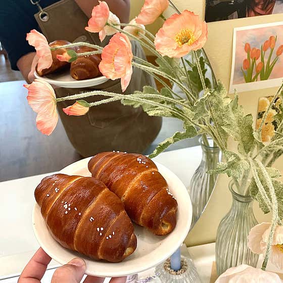 쌀 소금빵 메뉴 사진(네이버)