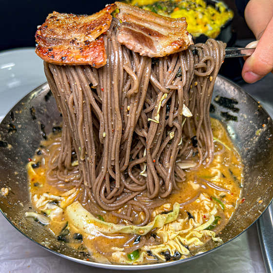 삼평식당 홍대본점 · 네이버 지도·플레이스 8