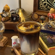 플랫화이트 메뉴 사진(네이버)