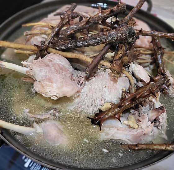 한방 닭백숙 메뉴 사진(네이버)