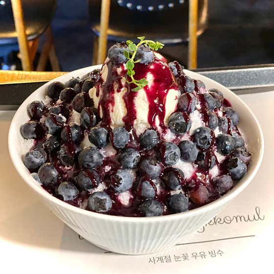 생블루베리 빙수 메뉴 사진(네이버)