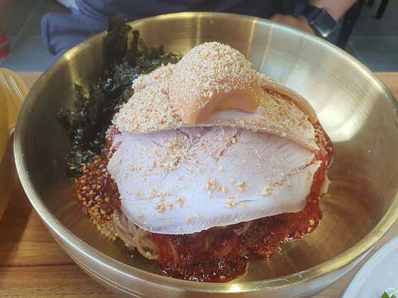 고기듬뿍 춘천막국수 메뉴 사진(네이버)
