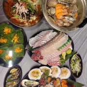 제철모듬회세트 (제철회+광어+우럭) 메뉴 사진(네이버)