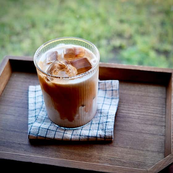 산책 라떼(hot/ice) 메뉴 사진(네이버)