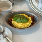 차돌 아보카도 김치볶음밥 메뉴 사진(네이버)