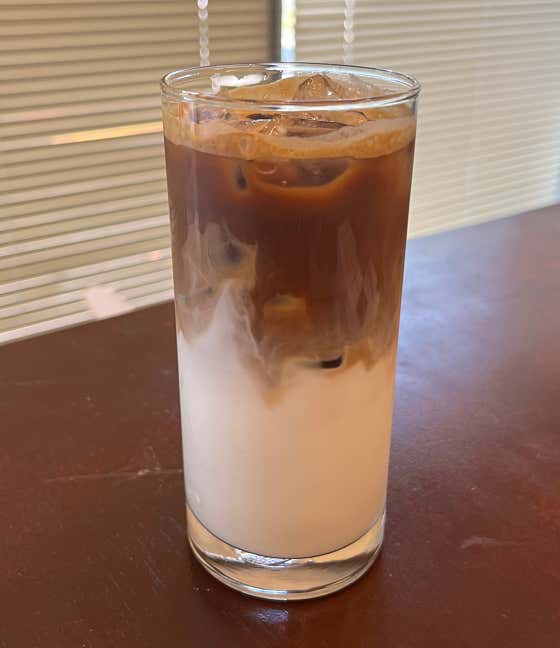 라떼(ICE/HOT) 메뉴 사진(네이버)